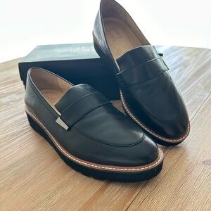 Naturalizer Black Leather Platform Loafers